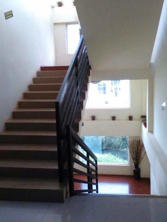 Hotel 99 Pyin Oo Lwin Quarto foto